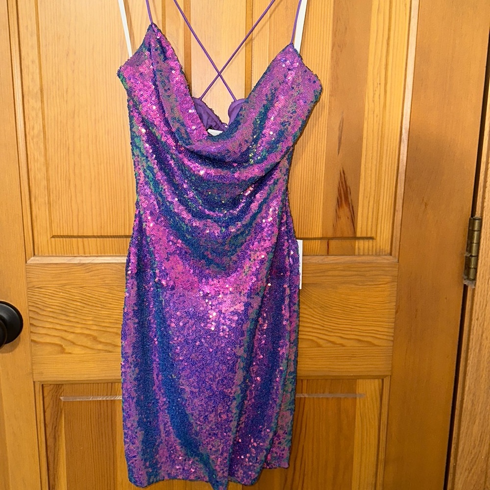 Brand new, never warn iridescent sequin homecoming dress. Size 0, B Darlin brand